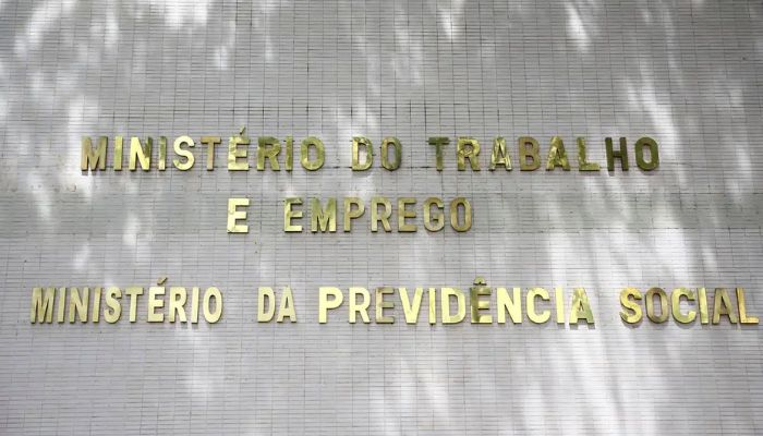 © Marcelo Camargo/Agência Brasil Prazo para contestar descontos indevidos do INSS termina dia 14